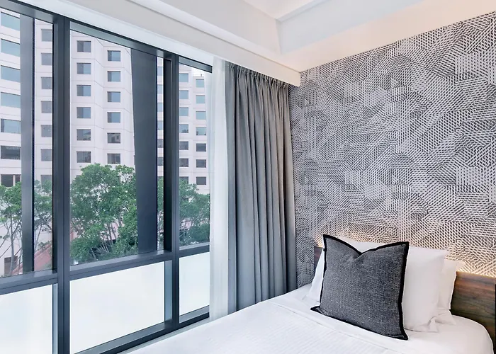Petite Twin Room